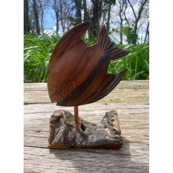 Vintage MCM Carved Wood Tropical Fish Sculpture on Drift Wood - Picture 13 of 13